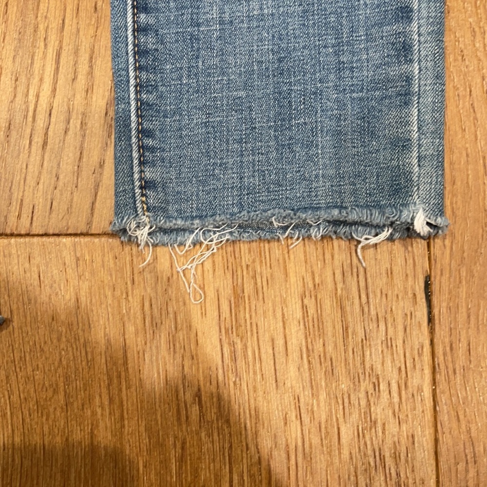 Levi’s 722 Skinny Jeans View 5